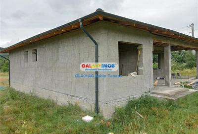 Casă cu Teren 750 Mp în Băbana