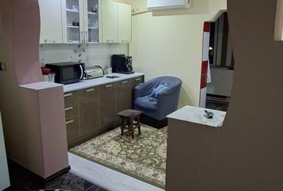 Apartament cu 3 camere decomandat în Central - 2