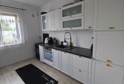 Duplex cu 4 camere cu Teren 263 Mp în Utvin - 3