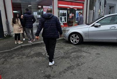 Spațiu comercial, de 75 mp, în Central - 3