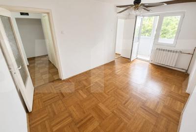 Apartament cu 3 camere semidecomandat, mobilat în Șagului