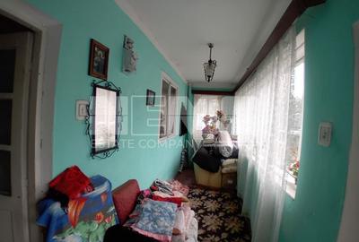 Casă individuală cu 6 camere cu Canalizare în Central - 8