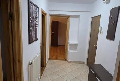 Apartament cu 2 camere decomandat în Traian