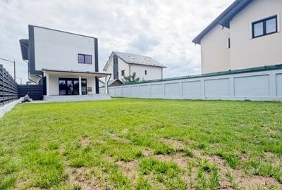 Casă individuală cu 4 camere cu Canalizare în Bragadiru