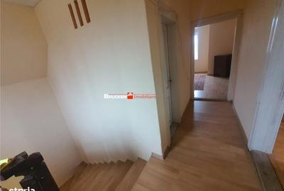Casă cu 4 camere cu Teren 824 Mp în Central - 9