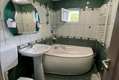 Apartament cu 3 camere decomandat în Nord - 3