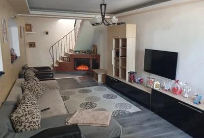 Casă cu 3 camere cu Teren 300 Mp în Școlilor - 1