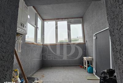 Apartament cu 3 camere decomandat în Theodor Pallady