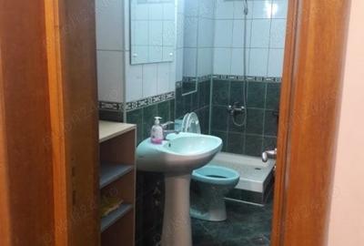 Spațiu comercial, de 20 mp, în Trocadero