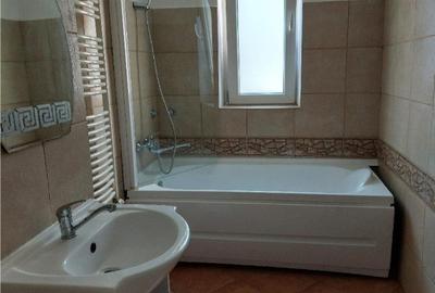 Apartament cu 2 camere decomandat în Central - 10