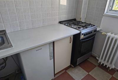 Garsonieră semidecomandată în Teiul Doamnei - 2