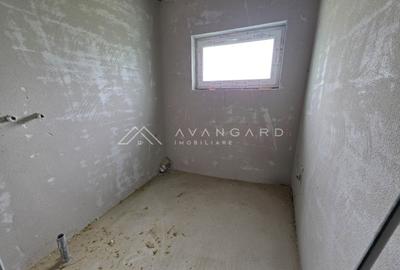 Duplex cu 4 camere cu Canalizare în Corușu - 10