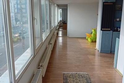 Apartament cu 4 camere decomandat în Port - 9