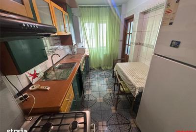 Apartament cu 2 camere decomandat în Cornișa