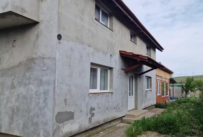 Casă cu 4 camere în Central - 5