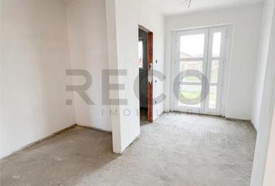 Casă cu 4 camere cu Teren 437 Mp în Sântandrei