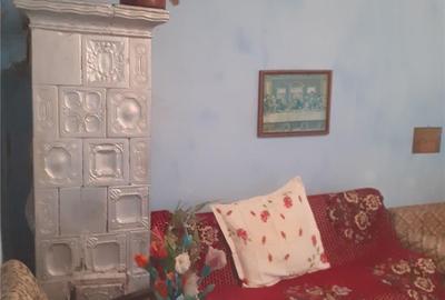 Casă cu 2 camere în Zătreni
