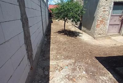 Teren de 214 mp, în Central