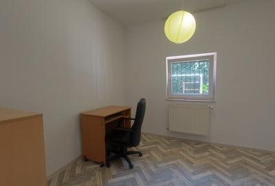 Casă cu 5 camere cu Canalizare în Tineretului - 17