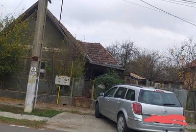 Casă cu 2 camere în Unirea