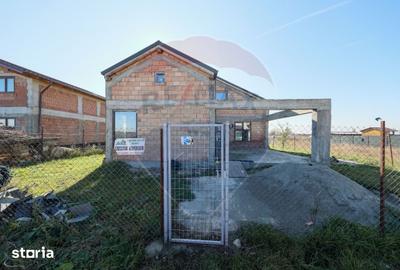 Casă cu 3 camere cu Teren 250 Mp în Bod