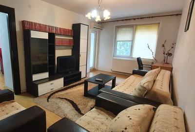 Apartament decomandat, mobilat în Sebastian