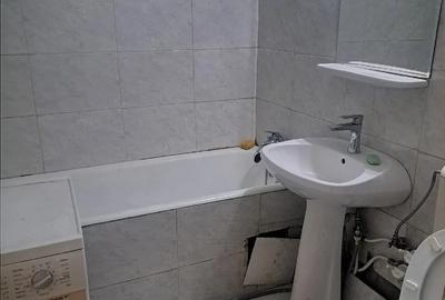 Apartament cu 3 camere decomandat în Titan - 4