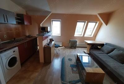 Apartament cu 2 camere semidecomandat în Complex Studențesc - 1