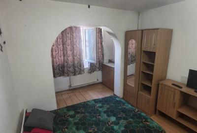 Garsonieră nedecomandată în Buziașului