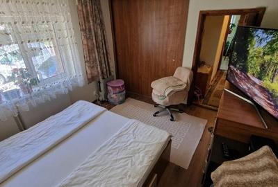 Apartament cu 2 camere decomandat în Lipovei