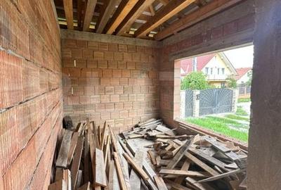 Casă cu 3 camere cu Teren 300 Mp în Central - 7