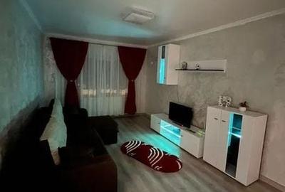 Apartament cu 2 camere decomandat în Școlilor