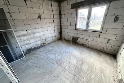 Casă individuală cu 6 camere cu Canalizare în Iara - 6