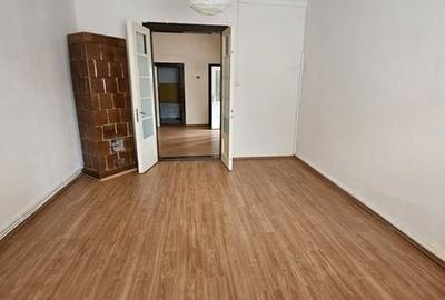 Casă cu 2 camere cu Teren 50 Mp în Mărăști - 6