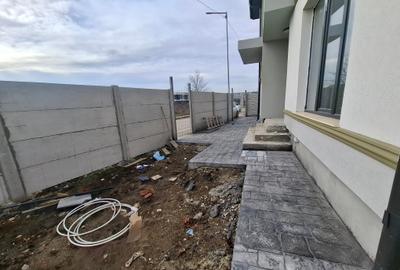 Casă individuală cu 4 camere cu Canalizare în Prelungirea Ghencea - 10