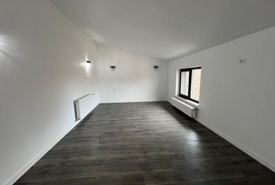 Casă individuală cu 4 camere cu Canalizare în Nord-Est - 7