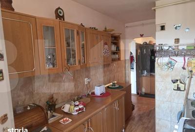 Apartament cu 2 camere decomandat în Simeria - 2