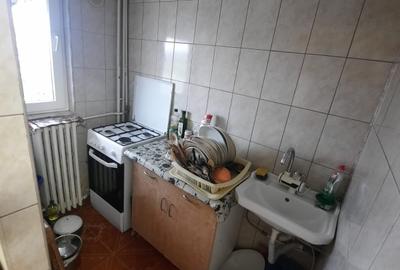 Garsonieră decomandată, mobilată în Podu Roș - 4
