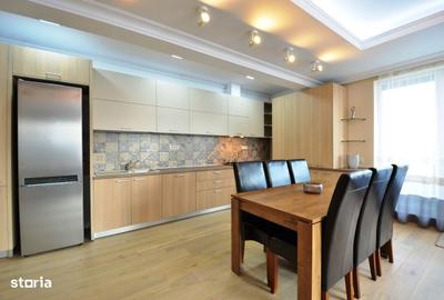 Apartament cu 4 camere în Barbu Văcărescu