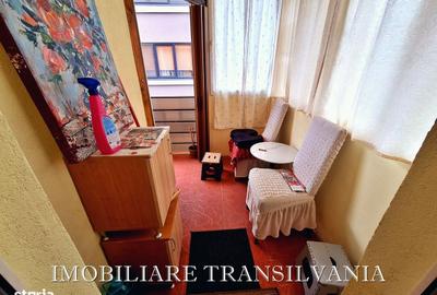 Apartament cu 3 camere în Unirea