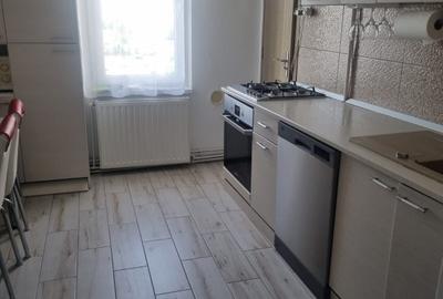 Apartament cu 3 camere decomandat în Unirii - 3