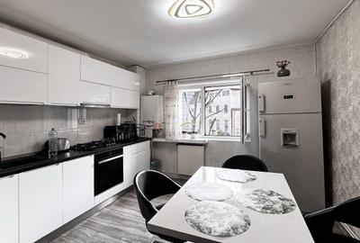 Apartament cu 3 camere decomandat, mobilat în Răcădău - 4