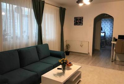 Apartament cu 2 camere semidecomandat, mobilat în Tătărași