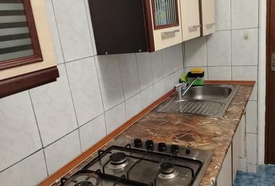 Apartament cu 2 camere decomandat în Ghencea