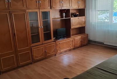 Garsonieră decomandată în Berceni