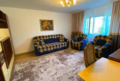 Apartament cu 3 camere decomandat în Plopilor - 1