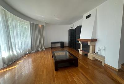 Apartament cu 4 camere decomandat în Floreasca