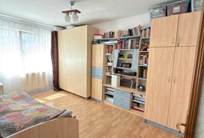 Apartament cu 4 camere decomandat în Mănăștur
