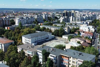 Apartament cu 2 camere semidecomandat în Calea București