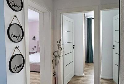 Apartament cu 3 camere decomandat în Florești - 2